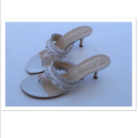NWOT Butter heeled sandals - Picture 5 of 8